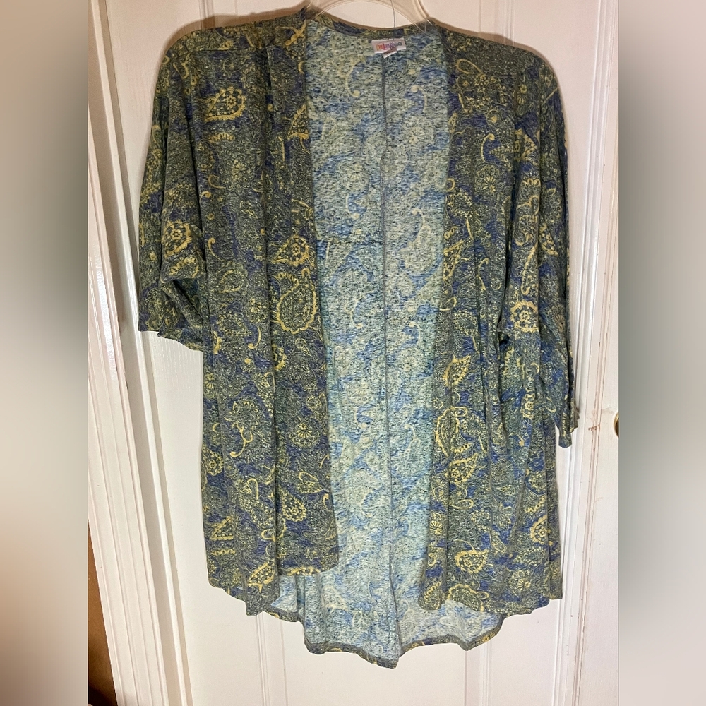 Lightweight LuLaRoe Blue-Green Paisley Kimono Cardigan